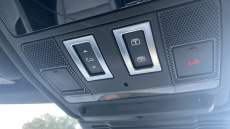 Land Rover Range Rover Evoque 1.5 P300e R-Dynamic SE 5dr Auto Hatchback